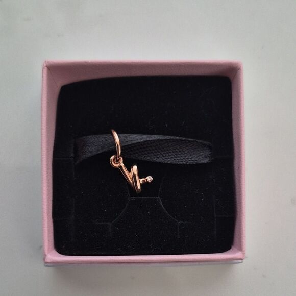 Pandora Rose Gold 'K' Letter Charm - Picture 11 of 16